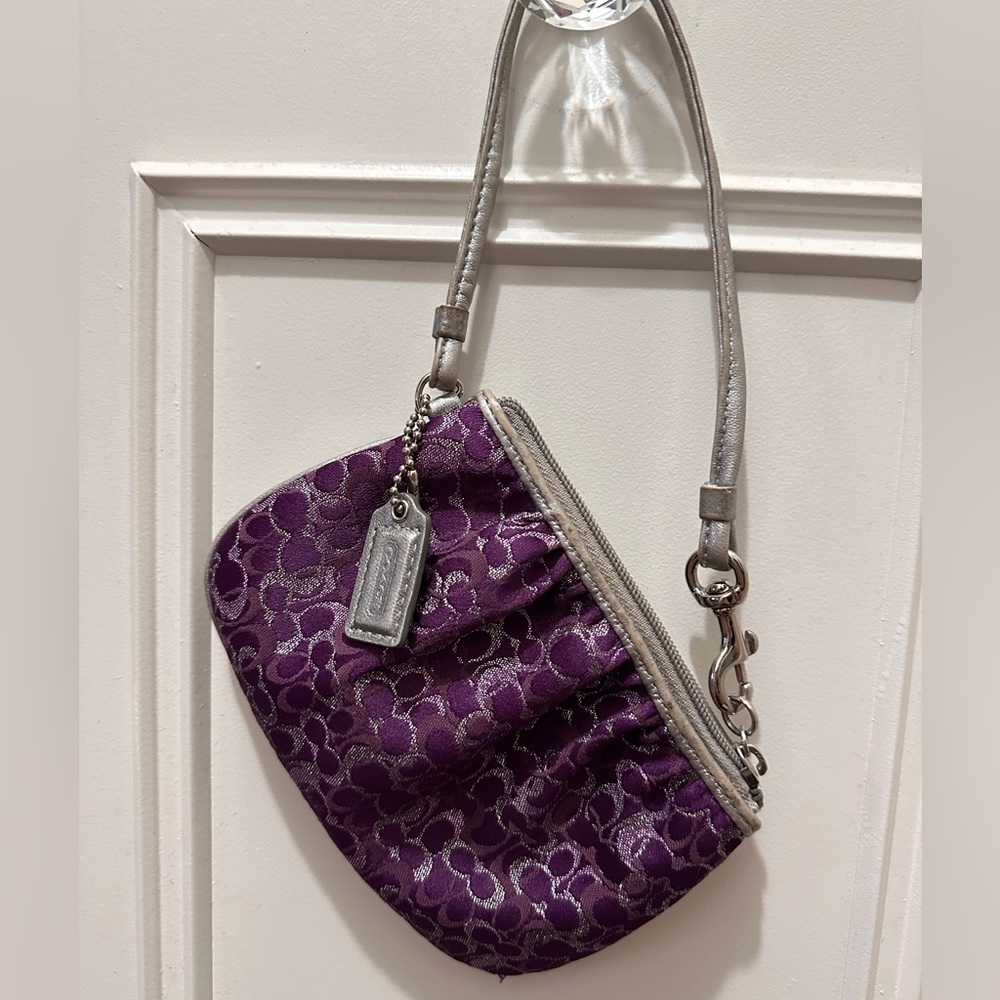 Coach Signature Wristlet Metallic Jacquard Pleat Purple Lurex Mini Purse RARE.
